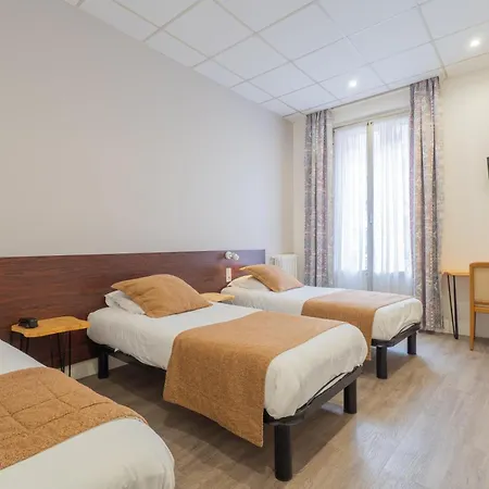 Hotel Busby 3*