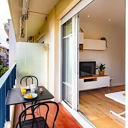 Apartment #26 Staywiz Us -idealy Located Flat Ac 2mins Walk To Sea Balcony Nice