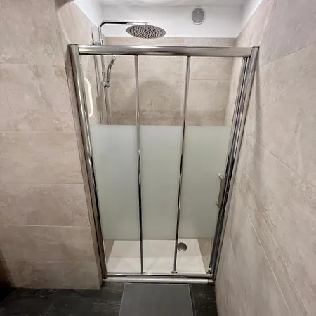 Appartement Cosy Et Lumineux ,boulevard Gambetta, Nice