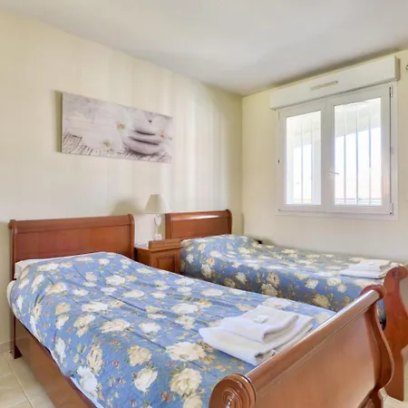 Appartement T3 Avec Terrasse Vue Sur à 400m De La Nice