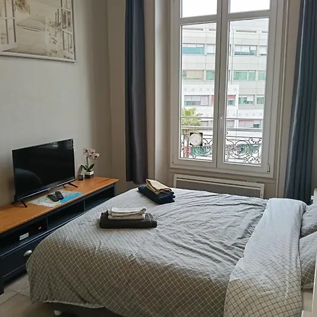 Studio Central Nice Appartement *
