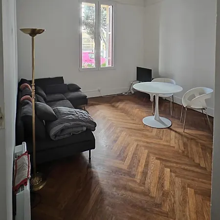 Apartment Spacieux Bourgeois Au Coeur Du Carre D'or De Et Proche