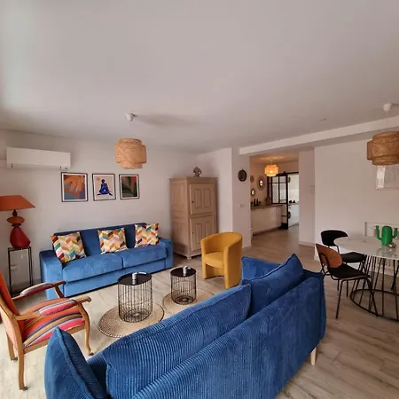 Appartement Magnifique T3, Spacieux, Lumineux Et Traversant