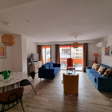 Magnifique T3, Spacieux, Lumineux Et Traversant Appartement Nice