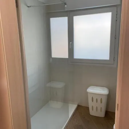 Super Avec Piscine A 60 M De La Apartment Nice