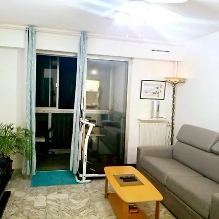 Apartment T1 Bord De