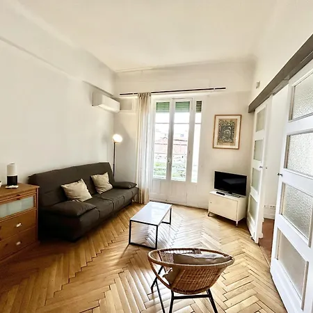B G La Grimaldi Promenade Des Apartment *