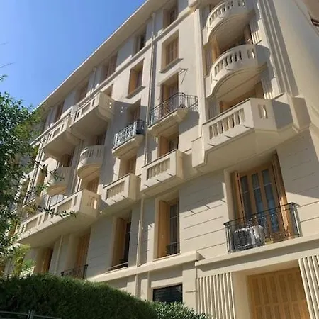 Apartment Rare 100m Gem In 5 Min To The Sea *