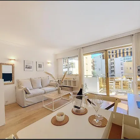 Bright Studio, Swimming-pool Apartment Nice