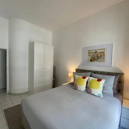 The Grand Riviera - Choice In Nice