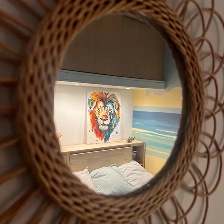 Appartement Centre Vue Avec Piscine Pour Famille, Couple D'amis Pas De Groupes De Jeunes Autorisés *