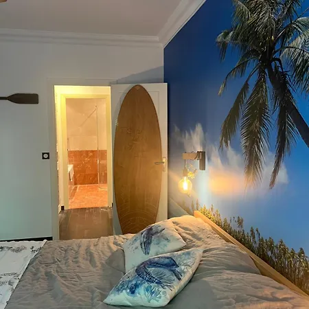 Appartement Centre Vue Avec Piscine Pour Famille, Couple D'amis Pas De Groupes De Jeunes Autorisés Nice