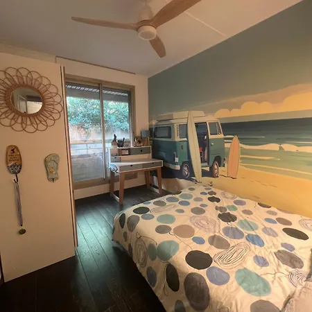 Centre Vue Avec Piscine Pour Famille, Couple D'amis Pas De Groupes De Jeunes Autorisés Appartement