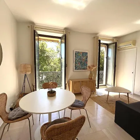 Apartment Beautiful With Parking Place Massena *