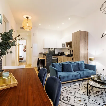 Appartement Chic & Cozy 2 Bdr Heart Of The Old Town