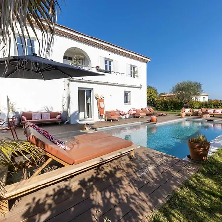 Holiday home Private With Garden Pool And Sea View *