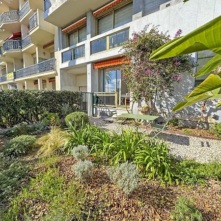 Cosy Sea Front Garden Apartment Nice
