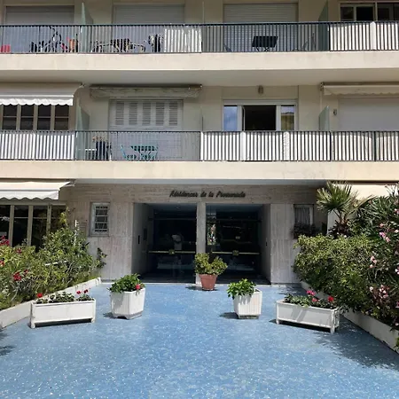 #26 Staywiz Us -idealy Located Flat Ac 2mins Walk To Sea Balcony Apartment *