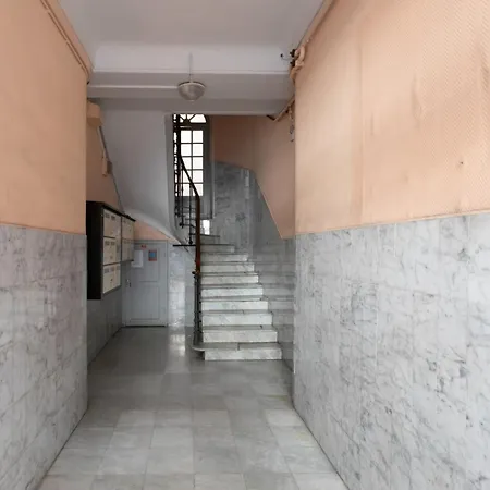 #25 Staywizus - 2bdr Port, 5min From The Old Town Balcony, Ac & Wifi Apartment