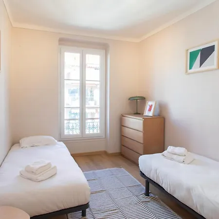 #25 Staywiz Us - 2bdr Port, 5min From The Old Town Balcony, Ac&wifi Apartment