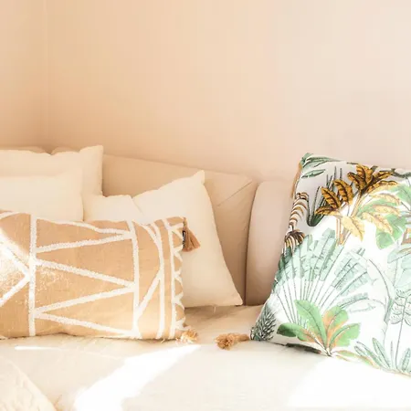 #25 Staywizus - 2bdr Port, 5min From The Old Town Balcony, Ac & Wifi *