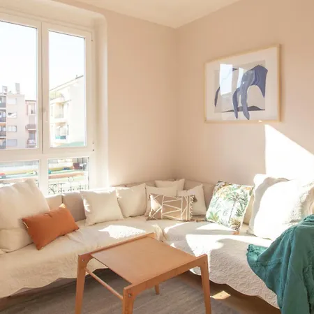#25 Staywiz Us - 2bdr Port, 5min From The Old Town Balcony, Ac&wifi * Nice