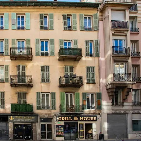 #25 Staywiz Us - 2bdr Port, 5min From The Old Town Balcony, Ac&wifi Nice