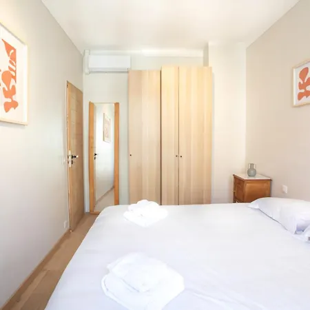 Apartment #25 Staywizus - 2bdr Port, 5min From The Old Town Balcony, Ac & Wifi Nice