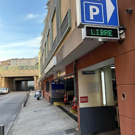 Appartement Joli Au Bord De