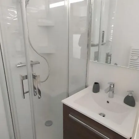Appartement Cosy Proche Carlone, Balcon Nice