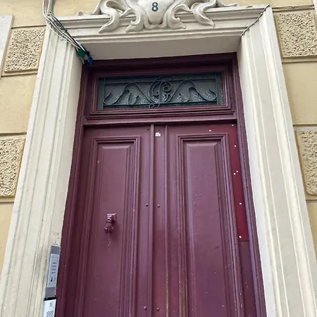 Beau Au Cœur De *