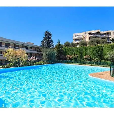 In A Private With Pool Appartement