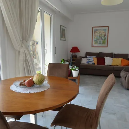 Appartement Phoenix - 4 Personnes Avec Superbe Terrasse, Clim Et Parking Le Port De Nice