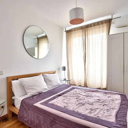 2p Balcon Vue Yourhosthelper 2 Mins De La Apartment