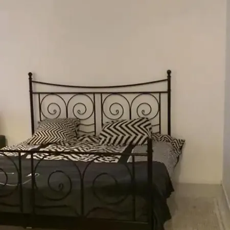 Apartment T1 Proche De La *