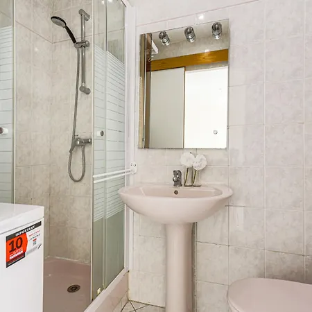 Appartement Le Mirazur By Interhome