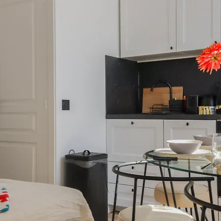 Modern 3br Duplex Near Port & Old Town | By Airnest Apartment Nice