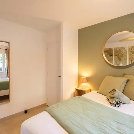 #41 Staywizus - Flat For 6, 3 Bdr Parking Wifi 5mins Walk Tram T1 * Nice