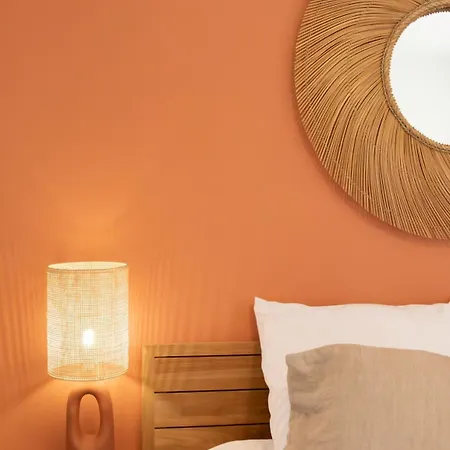 #41 Staywizus - Flat For 6, 3 Bdr Parking Wifi 5mins Walk Tram T1 * Nice