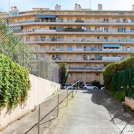 #41 Staywizus - Flat For 6, 3 Bdr Parking Wifi 5mins Walk Tram T1 Apartment *
