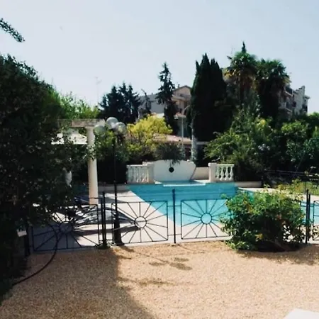 Prestigieuse Avec Piscine Privée Au Cœur De Villa Nice