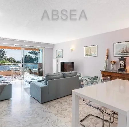 Family Pool Garden View Air Conditioning Sleeps 5 Apartment Nice