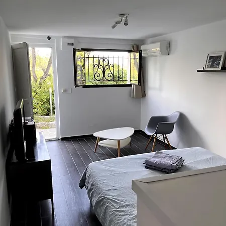 Apartment A Avec Acces Piscine