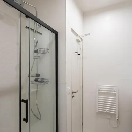 #35 Staywiz Us - Carlone 5min From The Ac & Terrace Apartment