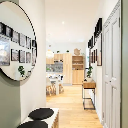 #34 Staywiz Us - Lamartine 3 Bdrs Ac Balcony 10mins Walk To Old Town *