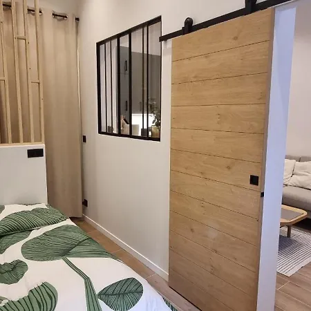 Tres Joli 2 Pieces A Cote De L'ac Marriott Apartment *