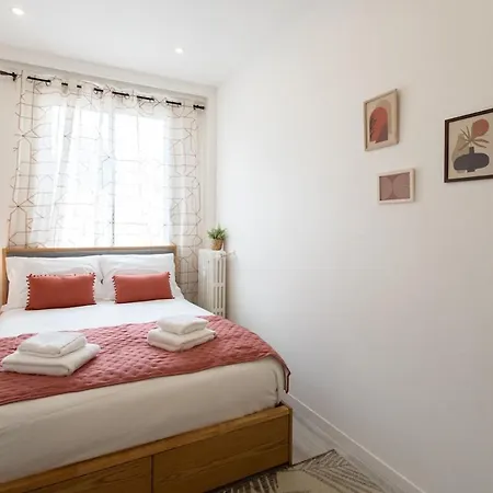 L38 Staywizus - Fleur 7min Walk To Beach, Free Parking Balcony & Ac Apartment *