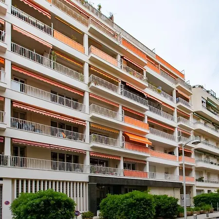 L38 Staywizus - Fleur 7min Walk To Beach, Free Parking Balcony & Ac Apartment