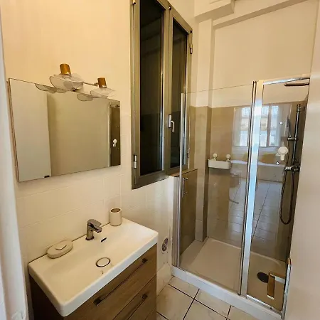 Appartement Spacious And Modern Nice