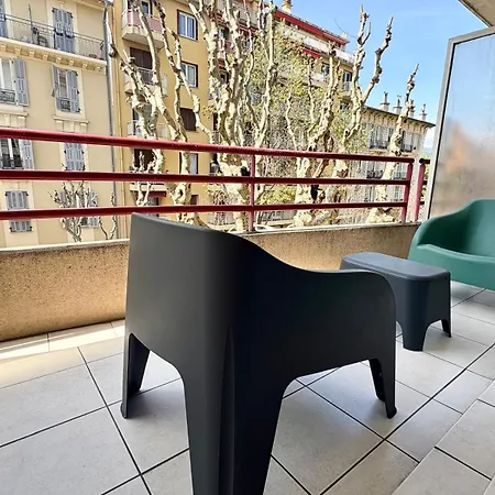 Appartement Sunny With Terrace *
